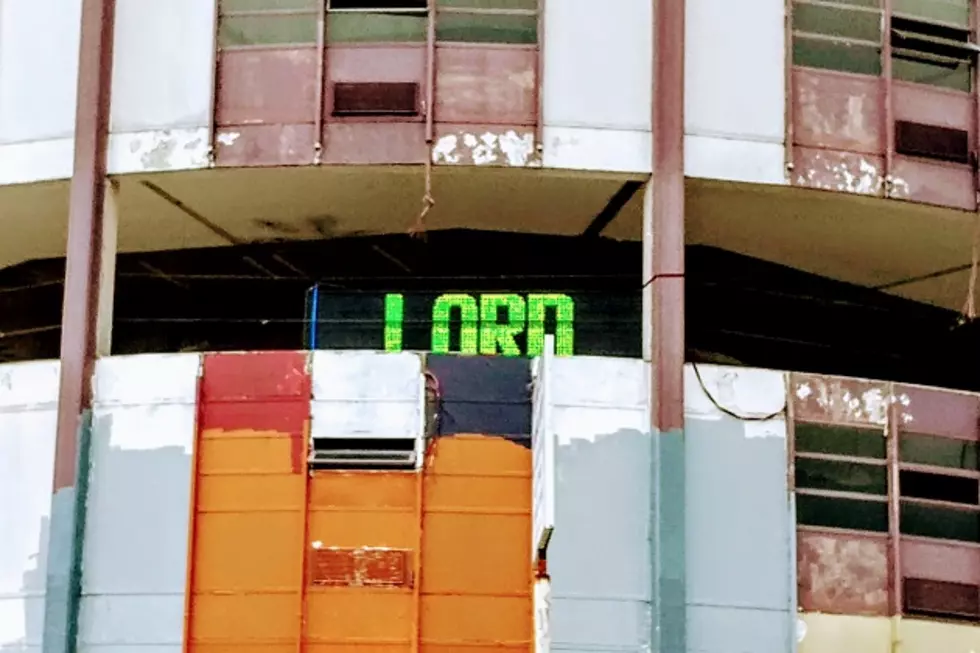 Gabe’s Tower in Owensboro Now Sports a Third Message [VIDEO]
