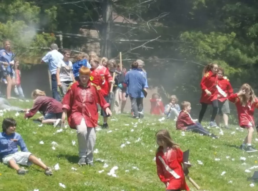 Country Heights Elementary Students Re-enact The Battle of Bunker Hill (VIDEO)