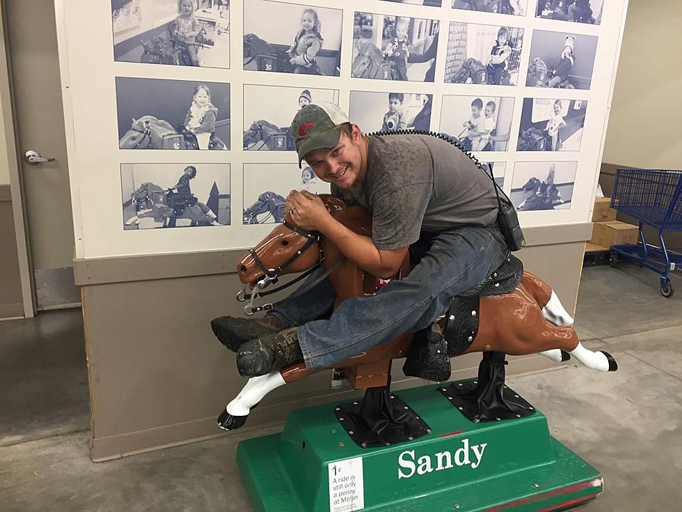 WBKR Listeners Ride "Sandy the Horse" to Snag Rodeo Tickets