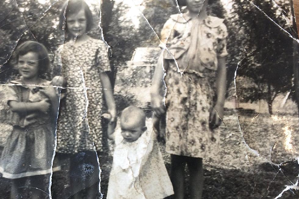 Mysterious Old Photo Turns Up at Owensboro Goodwill