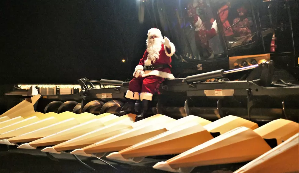 Santa Came to the Beaver Dam Christmas Parade on a Combine [VIDEO]