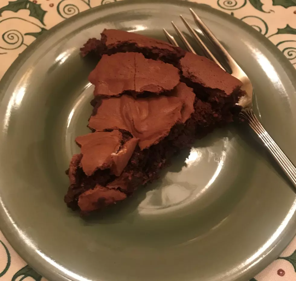 What&#8217;s Cookin&#8217;?  Flourless Chocolate Cake [Recipe]