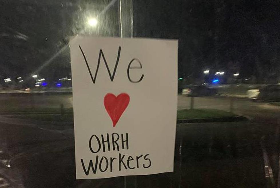 Owensboro Health Employees Greeted with Signs