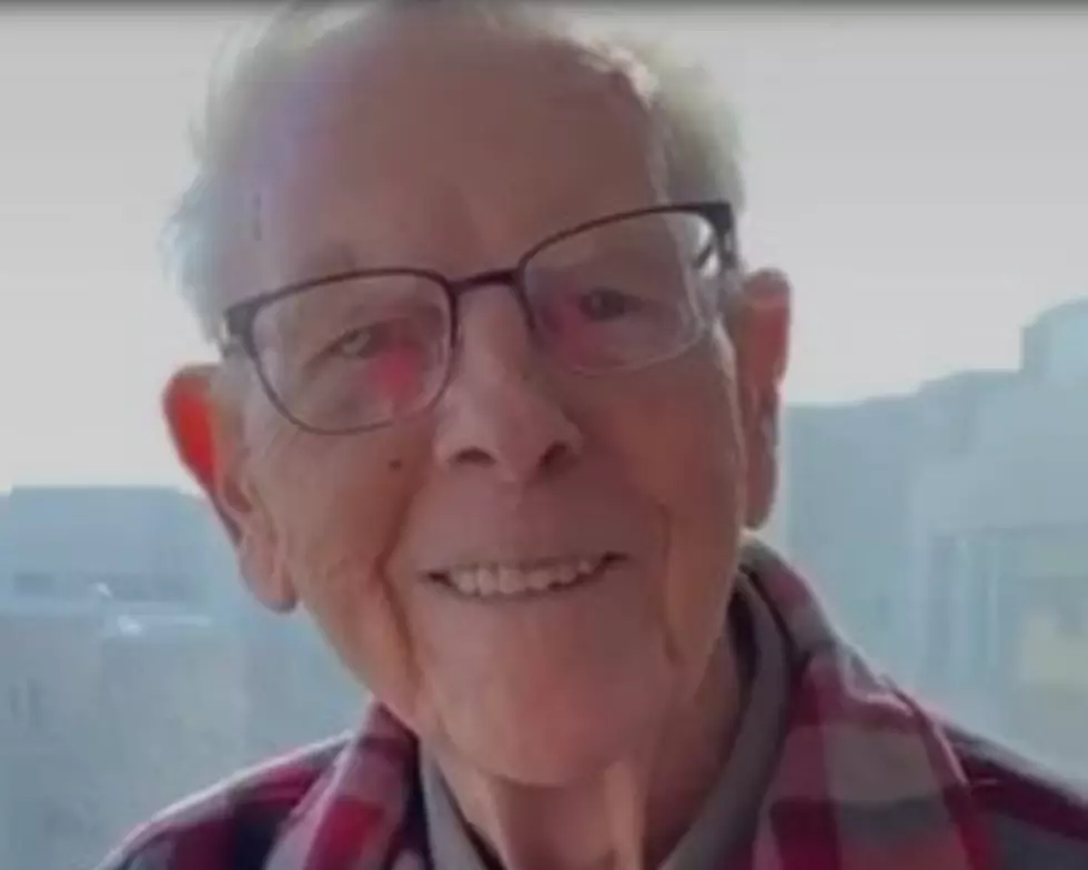 Quarantined Senior Citizen Starts a 'Smile Movement' With Video