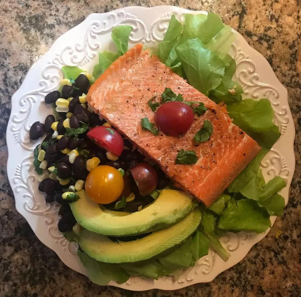 What&#8217;s Cookin&#8217;? Salmon &#038; Summer Salad  [Recipe]
