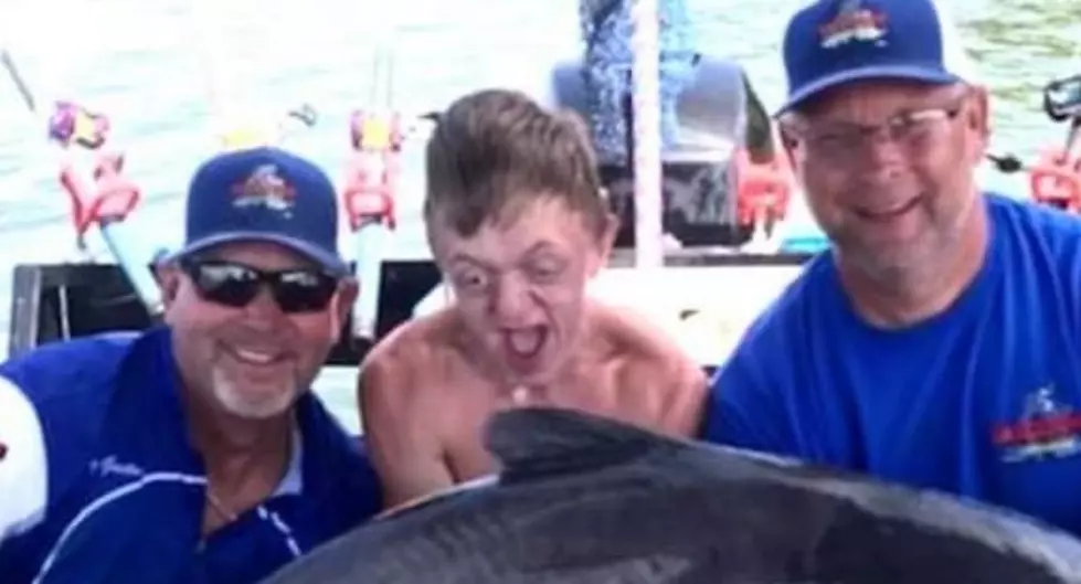 Video of AHS Senior Reeling in 51lb Catfish Going Viral