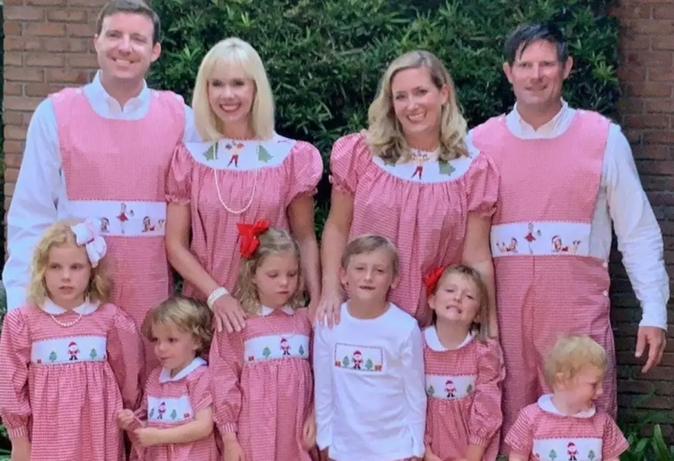 Would Your Family Rock These Outfits For 2020 Holiday Cards? 