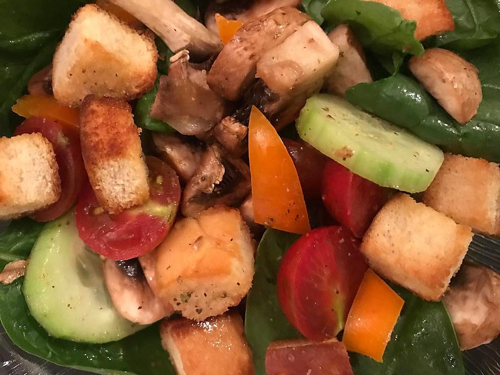 What's Cookin? How to Make a Panzanella Salad