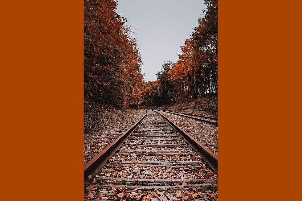 Kentucky’s Big South Fork Railway Is a Great Way to See the Fall Colors