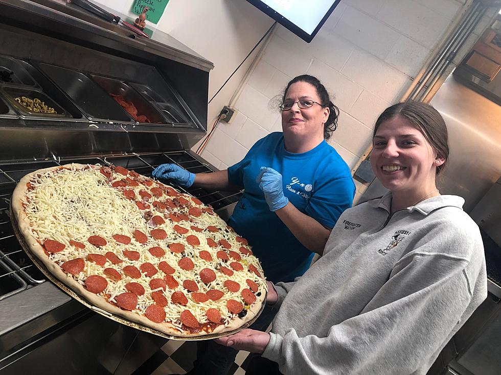 Have You Ever Seen a 30-Inch Pizza? You Can Get One in Owensboro, KY!
