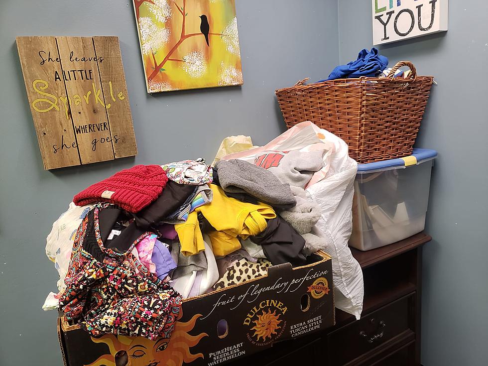 Overwhelmed With Too Much Stuff?  Take The 30 for 30 Declutter Challenge