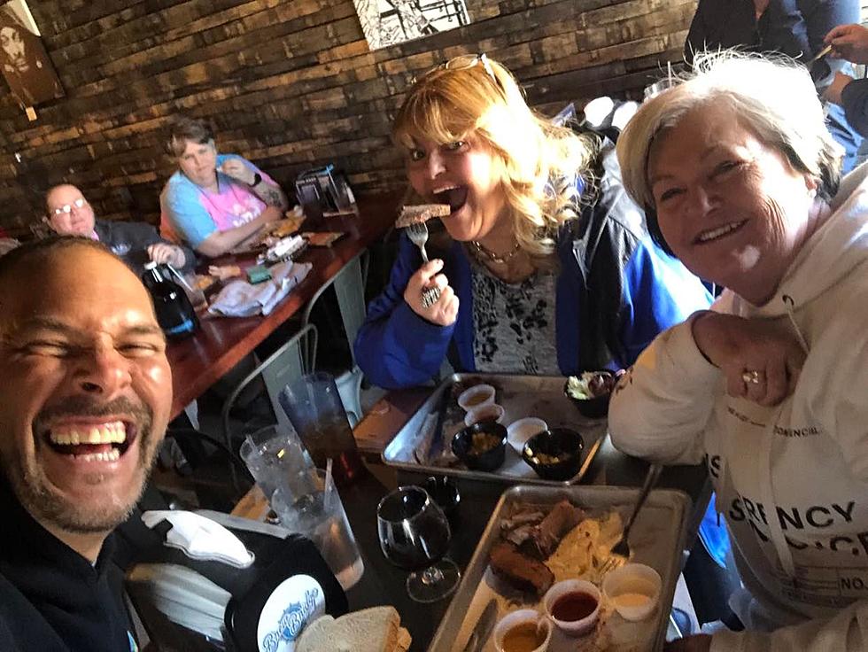 Chad & Angel Hosted a Free BBQ Lunch at Brew Bridge [Photos]
