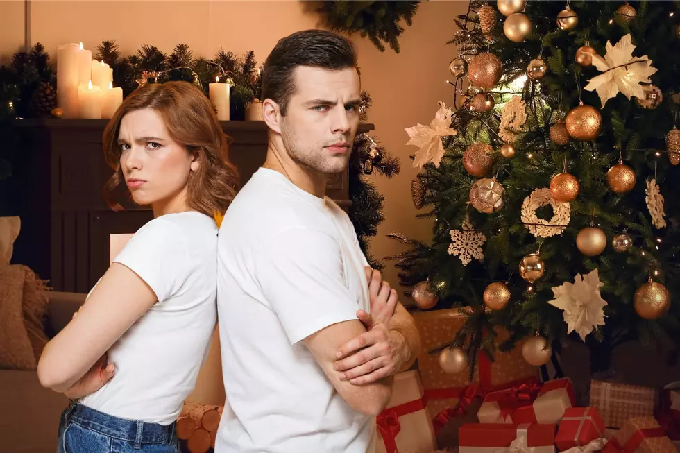 Not So Merry & Bright! Kentucky Couples Most Likely to Break Up at Christmas