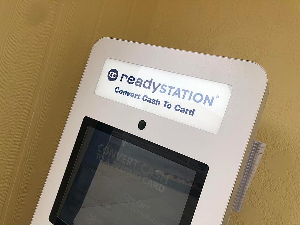 How to Use the New Machines at Holiday World That Convert Your Cash to Cards