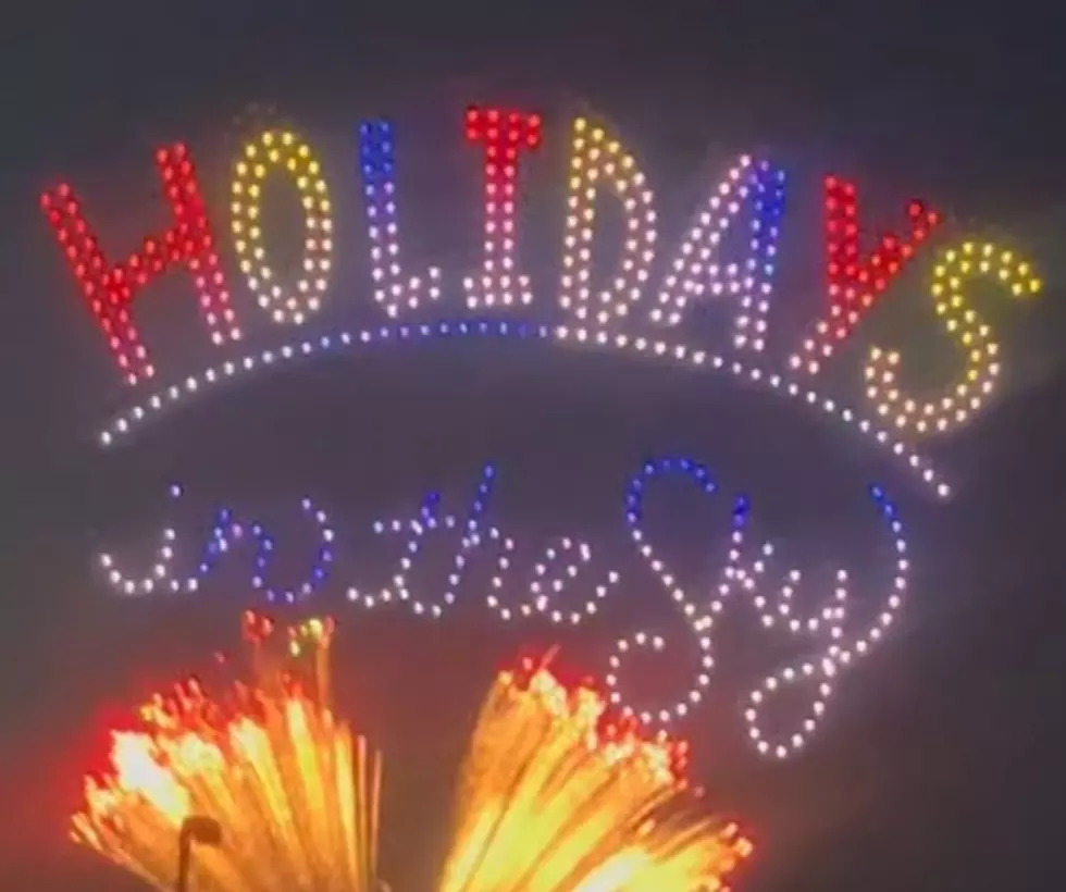 Watch the First 60 Seconds of Holiday World’s ‘Holidays in the Sky’ Drone Show 2025
