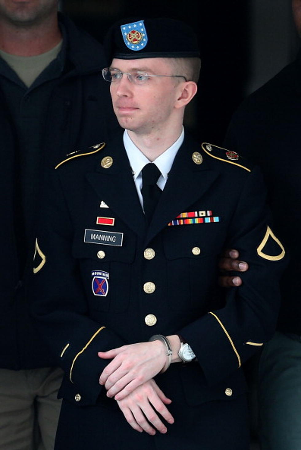 Bradley Manning – Wants to Become a Woman Soon