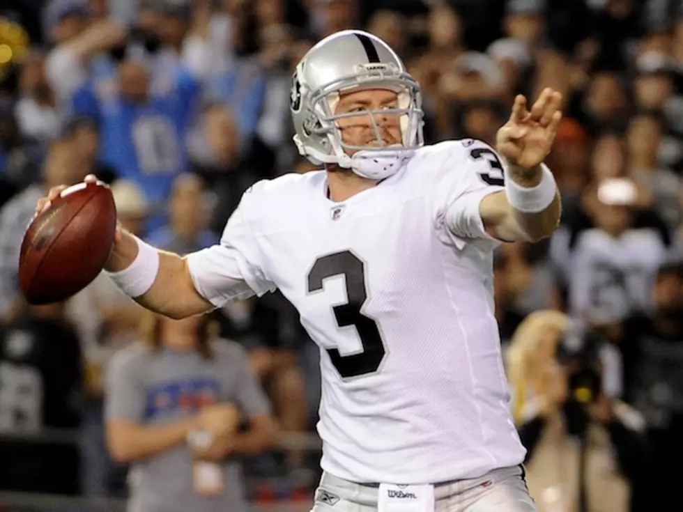 Carson Palmer Helps Oakland Raiders Beat San Diego Chargers 24-17