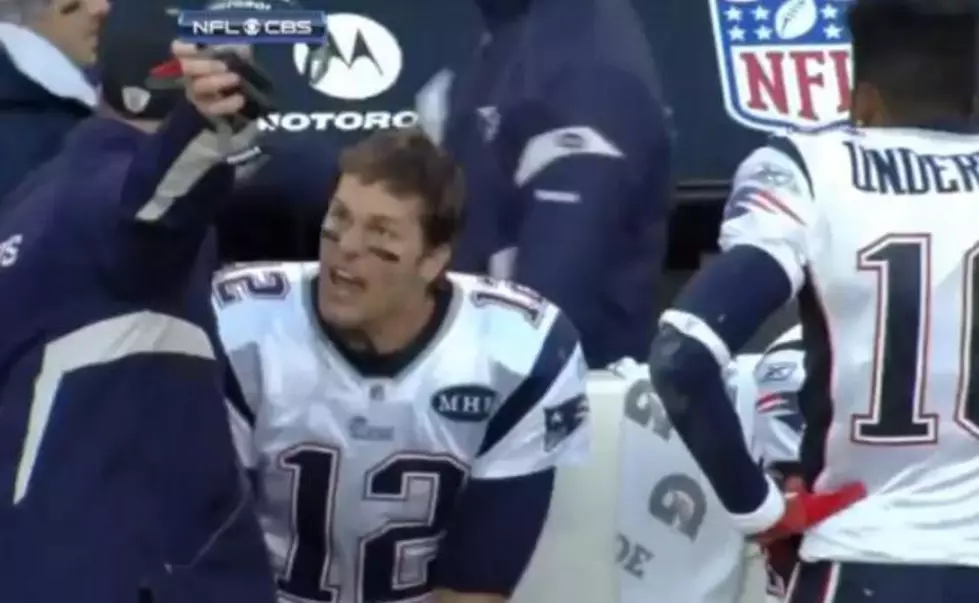 Tom Brady Yells At Offensive Coordinator [VIDEO]