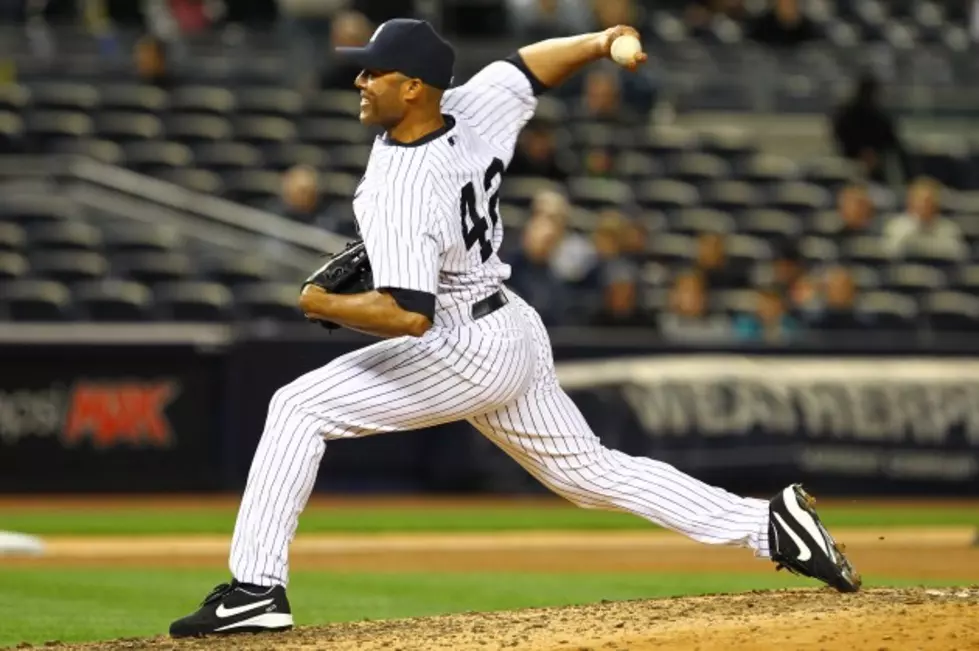 Mariano Rivera Suffers Knee Injury, Could Be Out For Season
