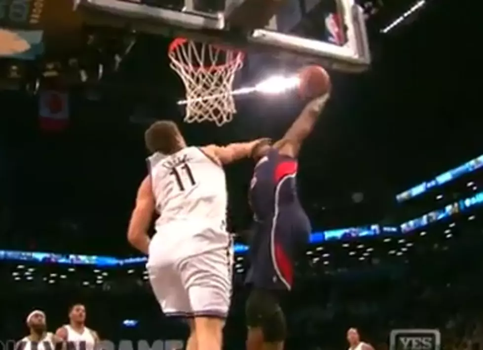 Josh Smith Posterizes Brooklyn Nets’ Brook Lopez [VIDEO]