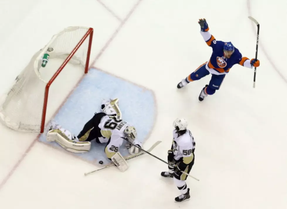Islanders outscore Penguins 6-4 And Lock Series Up At 2
