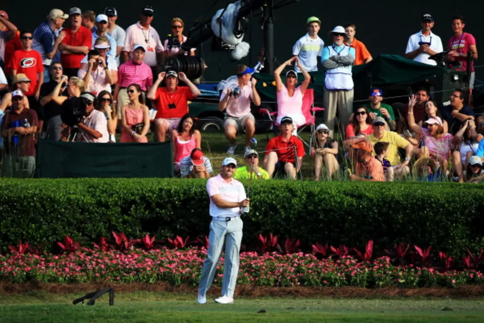 Sergio Garcia Hits Two Shots Into Water On 17th Hole Of The Players Championship, Fails At Golf [VIDEO]