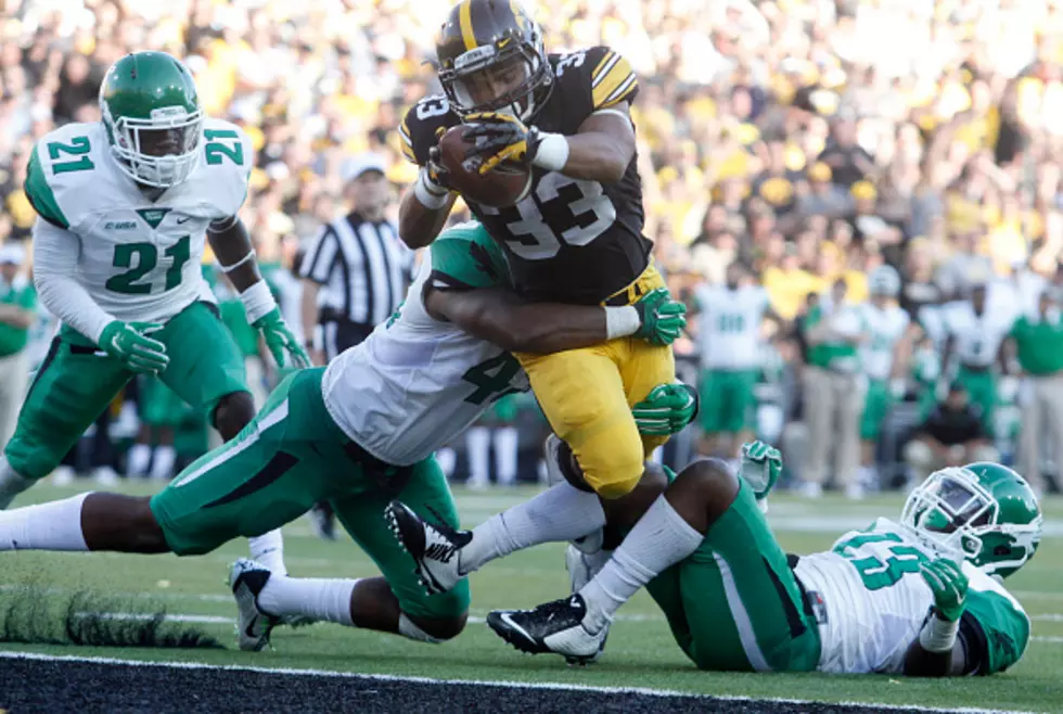 Troy Grad Has Four TDs For Iowa in Rout