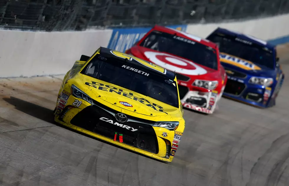 Kenseth Wins In Thrilling Finish