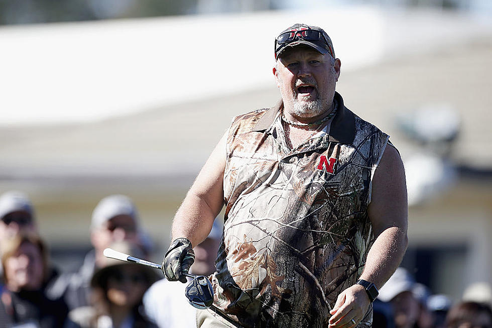 Larry The Cable Guy Breaks A Man’s Arm! NSFW [VIDEO]