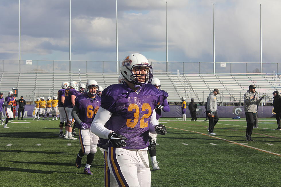 Former UAlbany basketball star switching to football