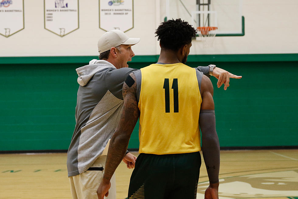 Poll Gives Siena Saints Men’s Hoops Team No Respect