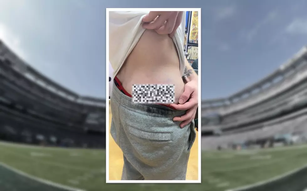 New York Jets’ Fan Goes Viral for Risky Tattoo! Is He Crazy, or is He a Genius?