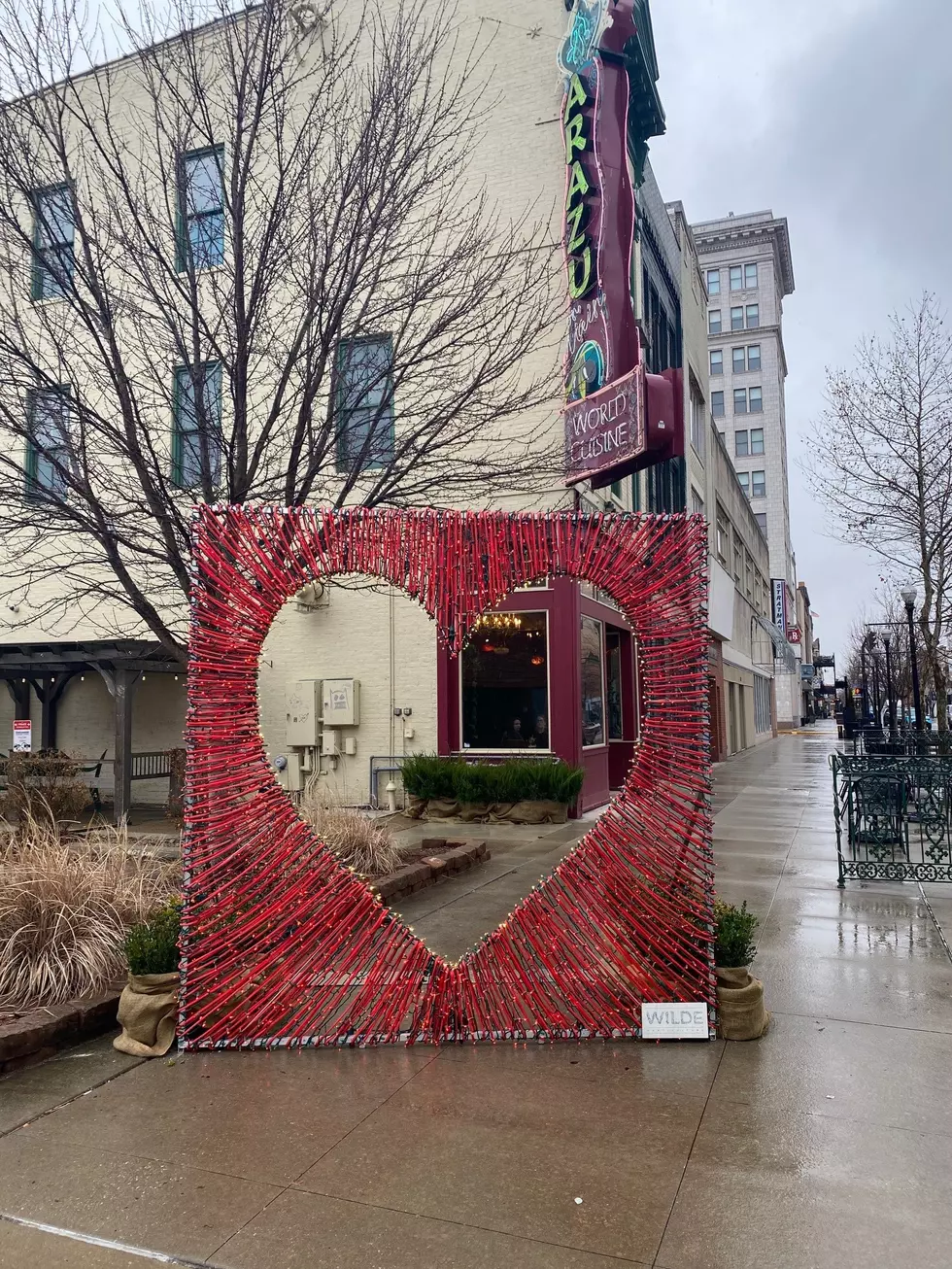 Perfect Backdrop for Valentine’s Pics has Arrived in Downtown EVV