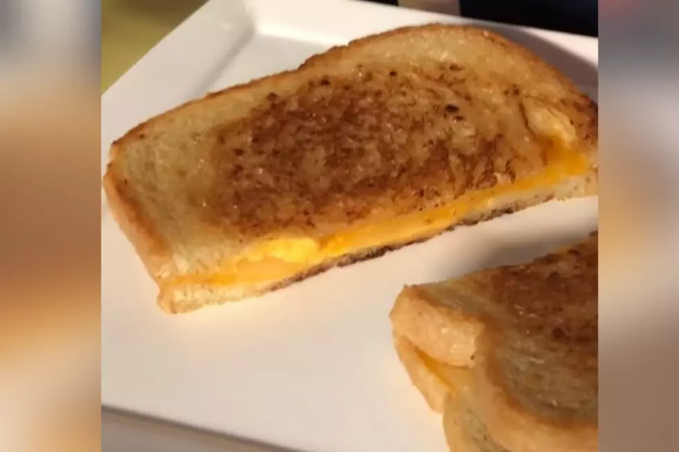 How to Make Magical Grilled Cheese from Disney's Toy Story Land 