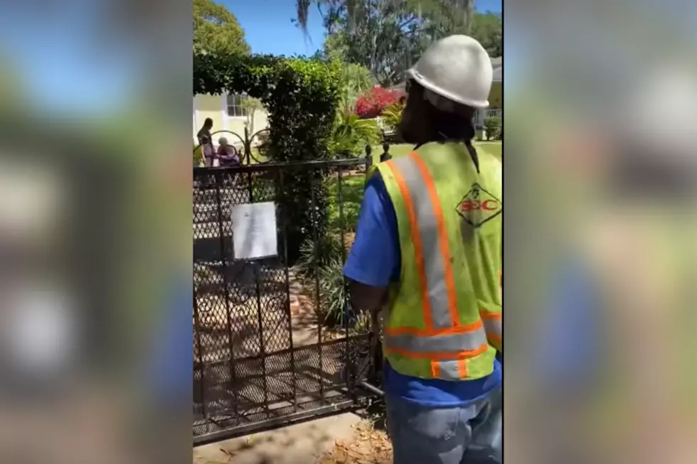 Elderly Woman Receives Unexpected Blessing From Utility Worker