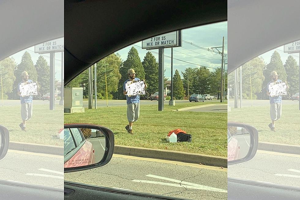 Evansville Man ‘Casts a Smell’ with ‘Silent but Funny’ Sign [Pic]