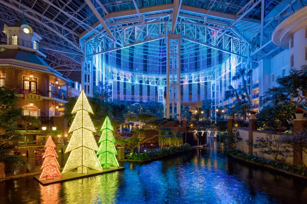 Play 'Elf Theatre' to Experience Christmas at the Gaylord Resort