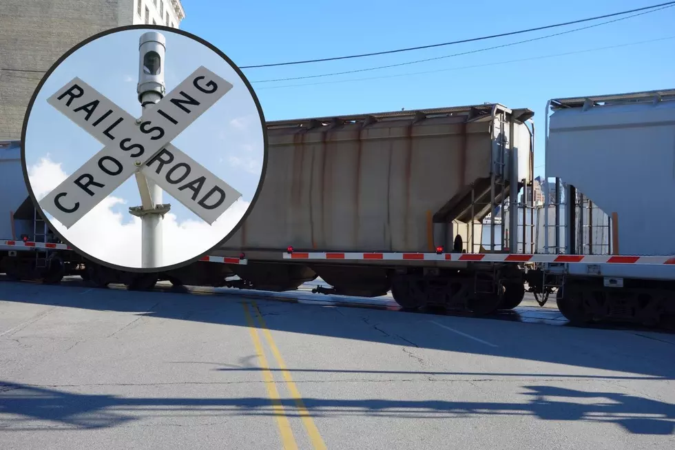 How to Report a Train That is Blocking a Crossing in Evansville