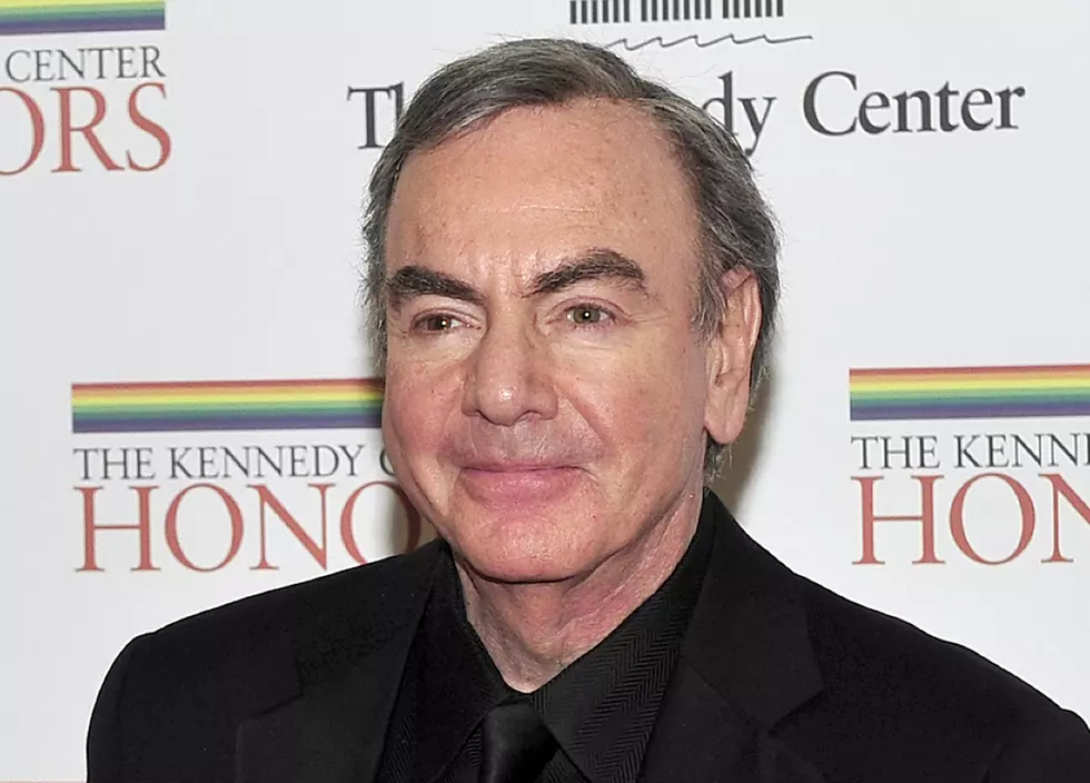 Neil Diamond – 1st To Play The Mark – Diagnosed With Parkinson’s