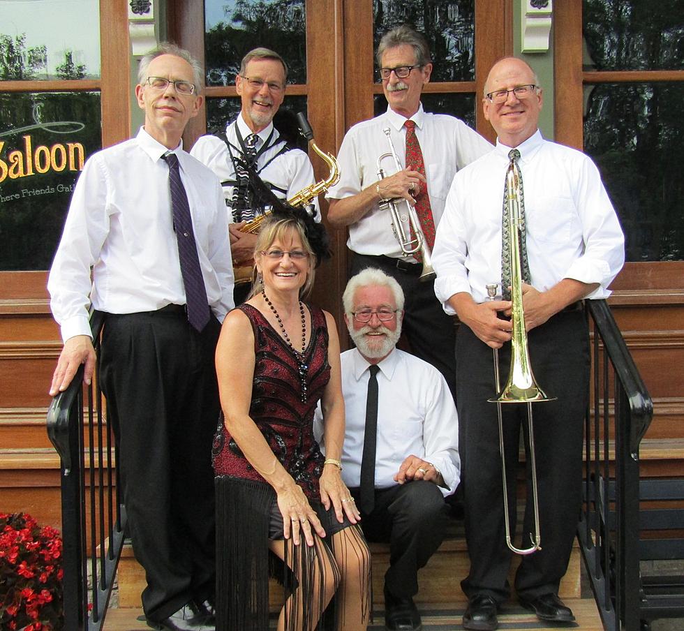 River City Six Featured at This Week's Starlight Review Concert