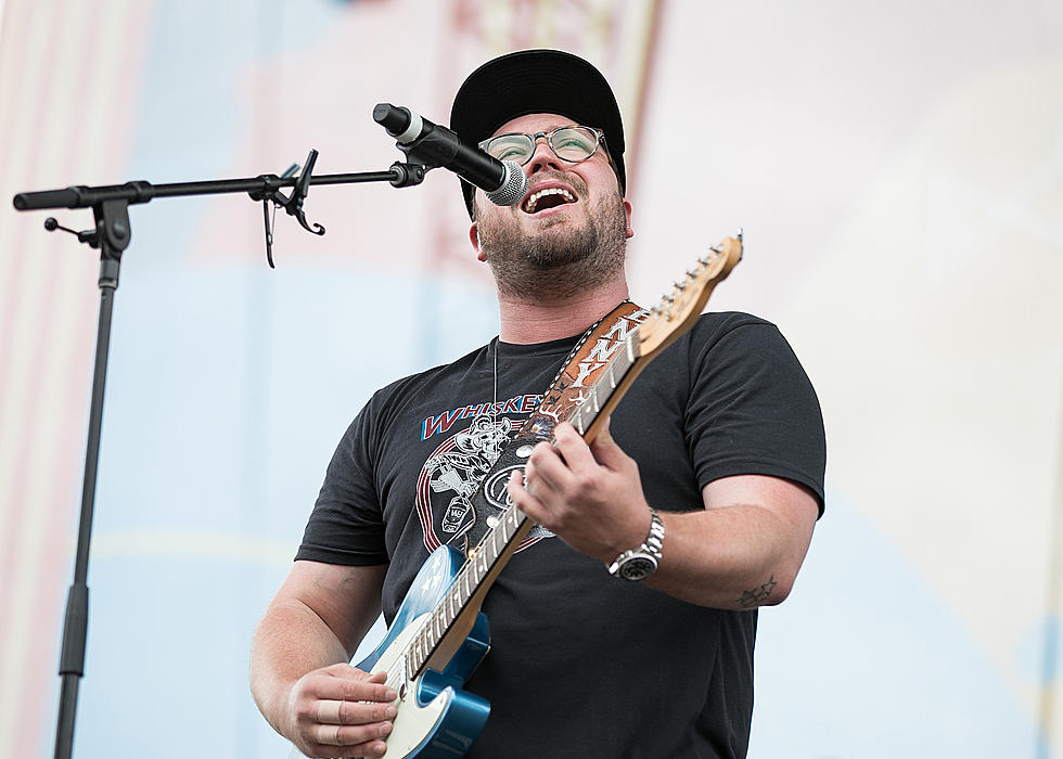 Concert Announcement:  Mitchell Tenpenny Coming To The Quad Cities