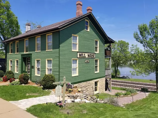 You Can Get Cozy Inside the Oldest Home in LeClaire