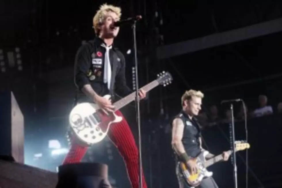 Green Day Pay Tribute To Amy Winehouse With New Song