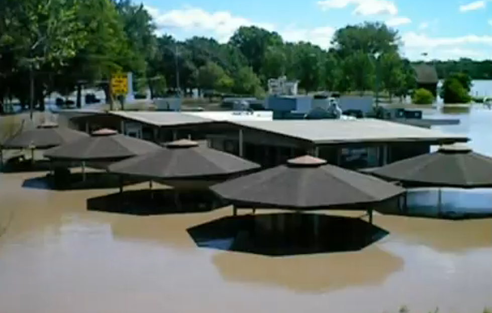 Jumpin’ Jacks – The Popular Eatery in Scotia – is Underwater [VIDEO]