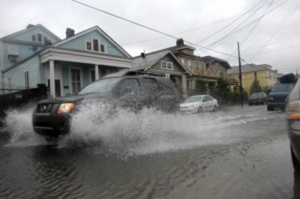 Heavy Rain Causes Evacutions Around Albany Area