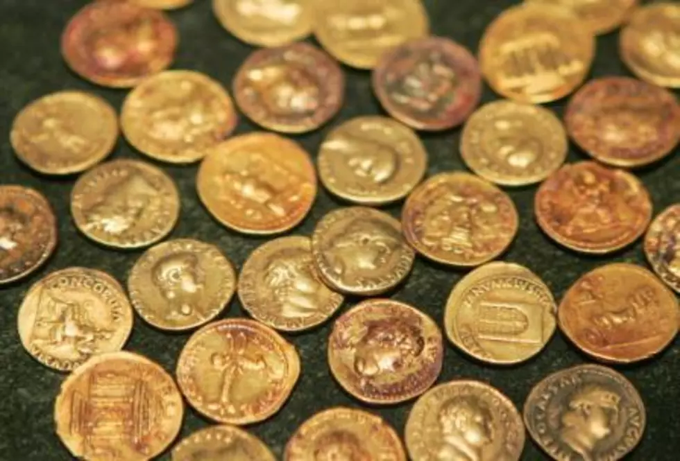 Man Finds $500,000 Worth of Gold In Storage Unit
