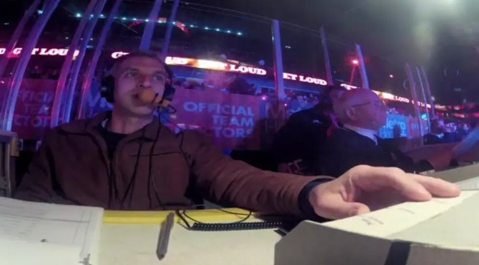 Eric Zane’s Other Gig – Hockey PA Announcer [VIDEO]