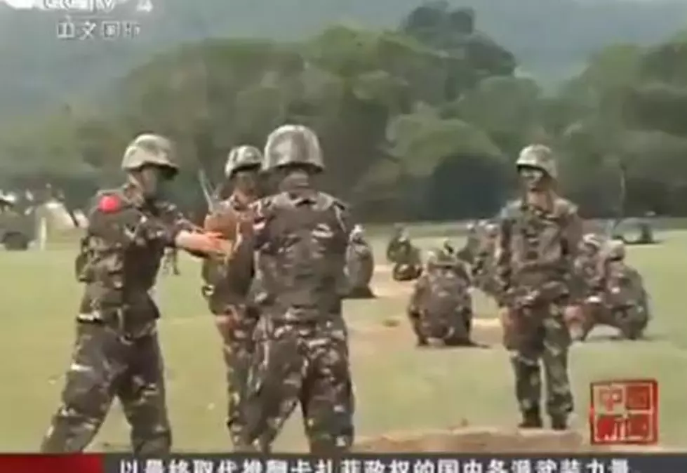 Chinese Soliders Play Hot Potato With Live Grenade [VIDEO]