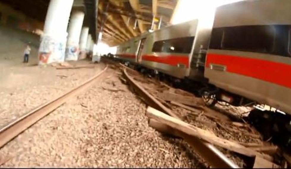 Kids In Connecticut Record Commuter Train Derailment Aftermath [VIDEO]