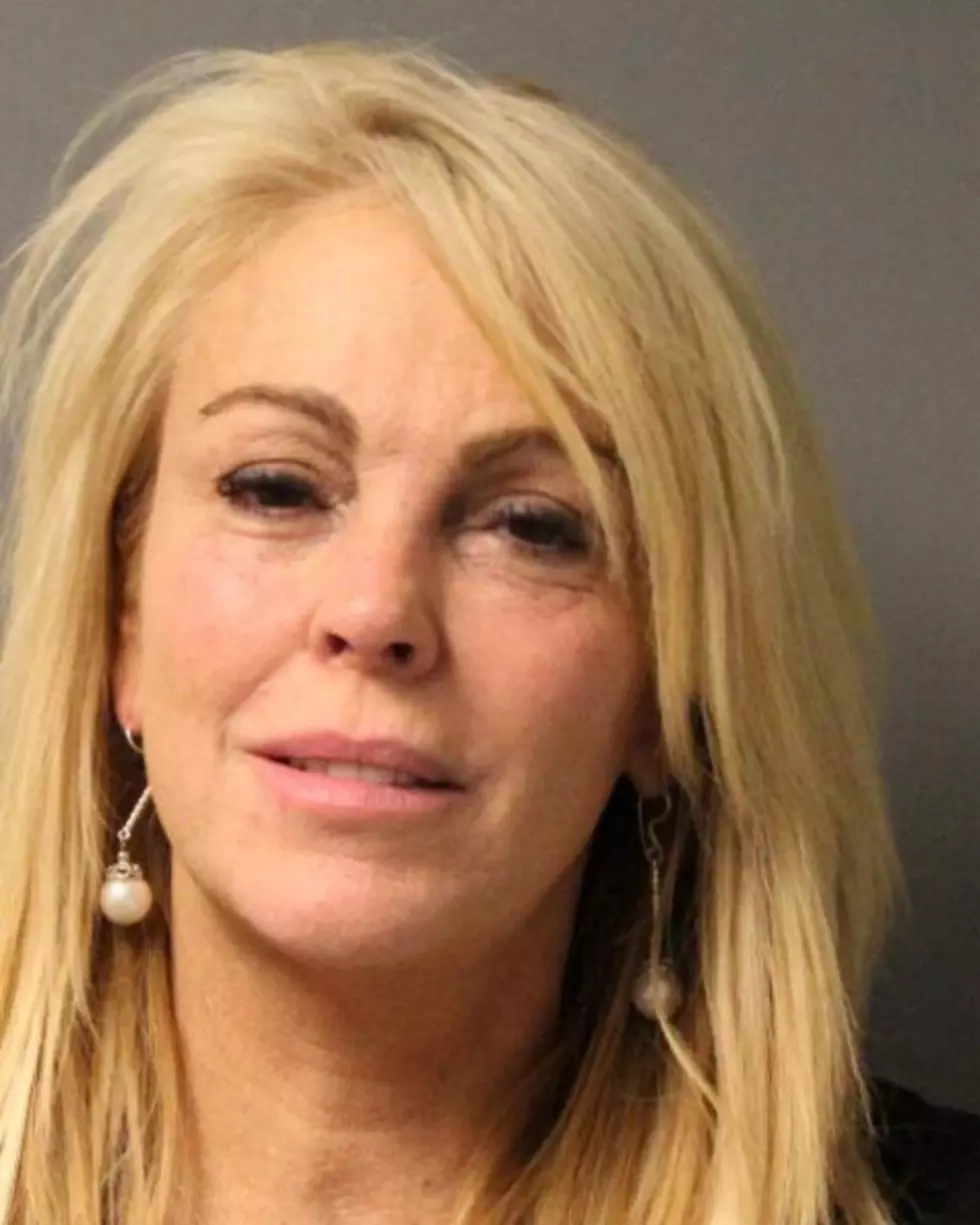 Lindsay Lohan&#8217;s Mother Dina Arrested in New York For DWI